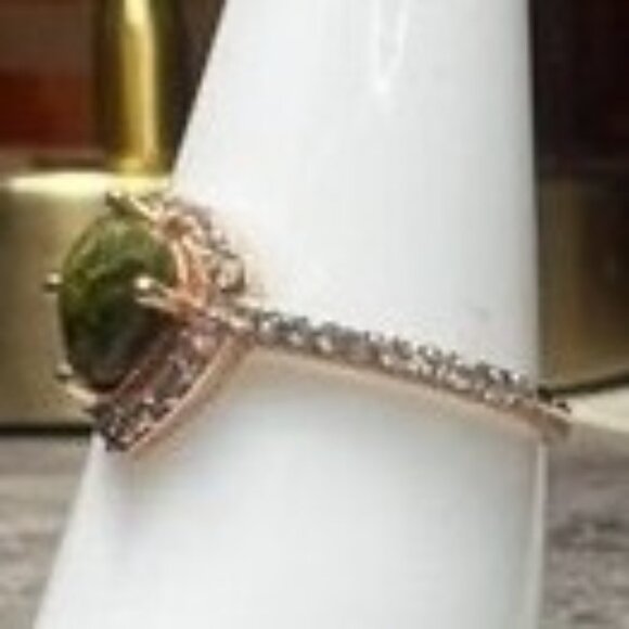 Ring Bomb Party Ring, size 6, NWOT - Picture 3 of 7